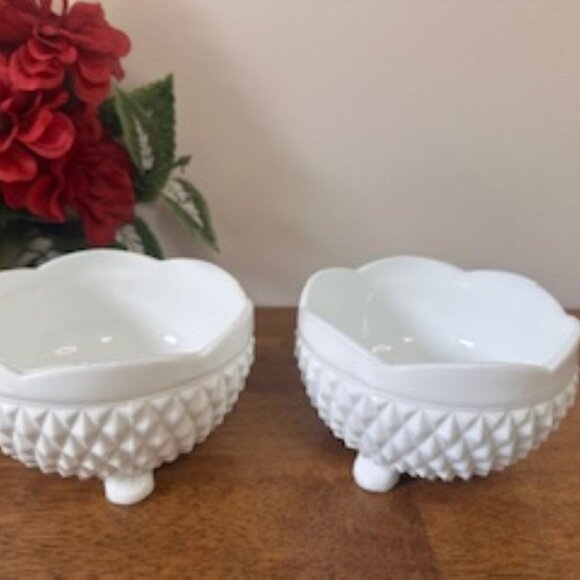 Vintage Milk Glass Planter Bowls Three Feet Diamond Point Pattern Wedding Decor - Picture 2 of 4